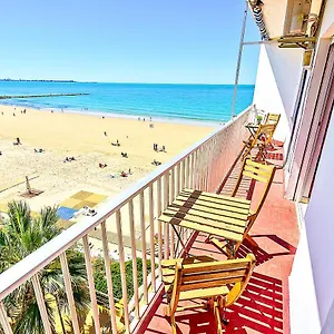 En Playa Con Balcón, Wifi Apartamento