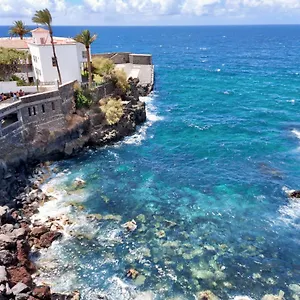 https://apartamento-cmodo-y-luminoso-a-primera-linea-de-mar-by.in-canary-islands.com